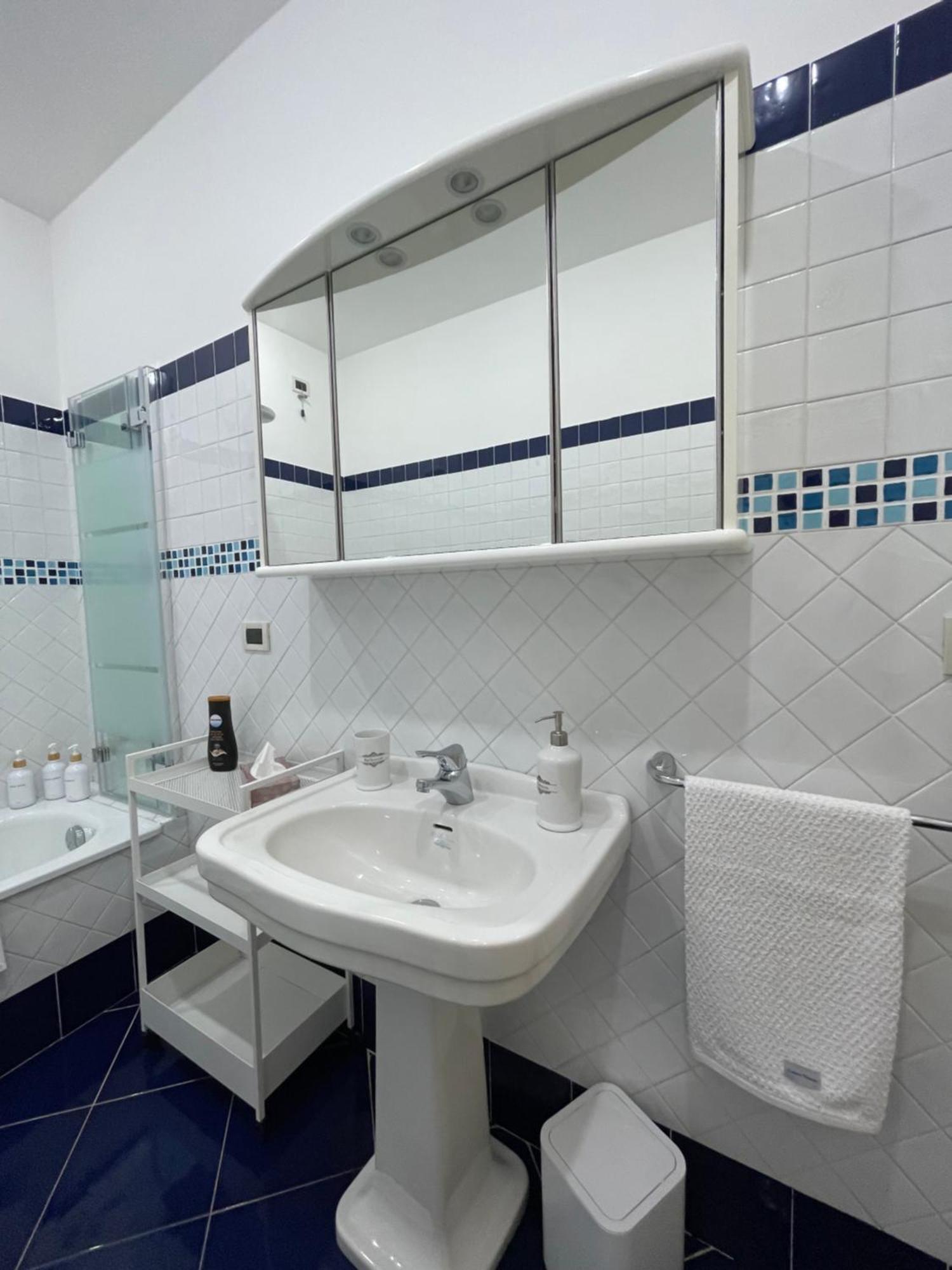 Miramare Serenella Apartment Genua